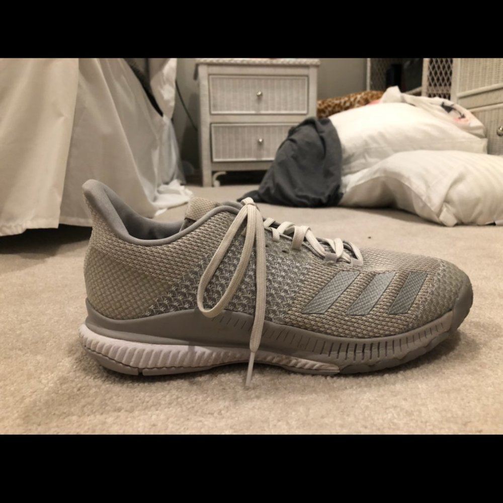 Court Shoes
